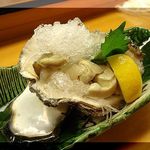 日本料理 鯛 - 生牡蠣