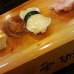 功寿し - 置かれていくお寿司たち