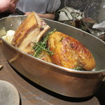 sincere - 岩手県産の石黒農場より届いたホロホロ鳥の胸肉のロースト、トリュフのソースで1