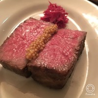 LOVAT - A5黒毛和牛カイノミ,600円
                タスマニア産粒マスタード
                