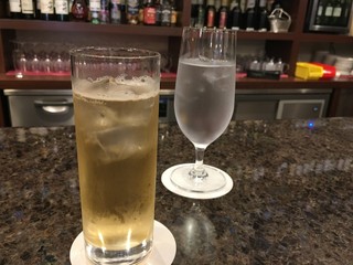 BURGUNDY - バーボンソーダ割り　800円