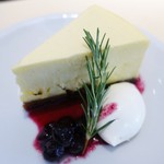 GARDEN HOUSE - ニューヨークチーズケーキ　ブルーベリーソース