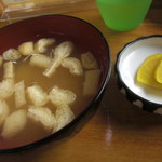 Shokudou Hiroshima Ya - 食堂広島屋　味噌汁&お新香アップ