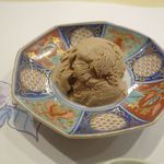 旬菜 おぐら家 - 最後のデザートは自家製のチョコレートアイスクリームで