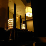 バー＆ラウンジ  トゥエンティエイト - 照明もおしゃれ