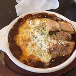 王様のたまご - グリルチキンのデミグラスドリア（980円）