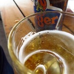 Lang Am Thuc 3 Cua - 氷入りビール