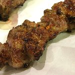 ウーワ・コンチコンチ - 羊肉串、香味焼