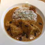 カフェ ブルーチェ - 鶏のマキシム風ココナッツカレー
税込８６４円
