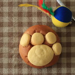 ドンク - 料理写真:2016年8月　期間限定のニクキュウパン