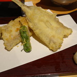 魚屋の台所 下の一色 - 鱚の天ぷら