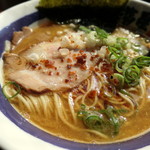 濃厚煮干しそば 麺匠 濱星 - 濃厚焦しニンニク煮干しそば