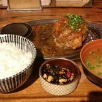 塊 ミートバル - 肉爆弾ランチ 1080円