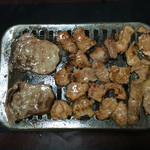 平沢ホルモン 焼鳥店 - 