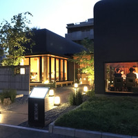 賛否両論 名古屋 - 外観