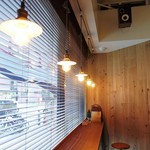 ホワイトバード コーヒー スタンド - 店内