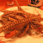 うなぎ かわかみ - 揚げたて骨せんべい。