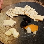 Sai - 【H28.8.11】チーズの盛り合わせ９００円。