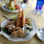 カフェピアニッシモ - 気まぐれプレートA（車麸のカツレツ＆なんちゃってエビフライ）