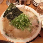 くるめや - ラーメン（並）680円