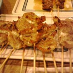 やき鳥三太郎 - 手羽先(2015年8月25日撮影)