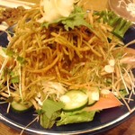 やき鳥三太郎 - パリパリごぼうサラダ ７４０円(税込)(2015年8月25日撮影)