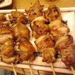 やき鳥三太郎 - 串焼き(2015年8月25日撮影)