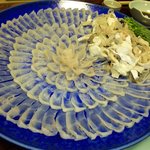 てつ虎 - 天然虎フグの刺身