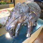 インドダイニング　やるきZOU - お店に入ると、象さんがお出迎えです。