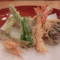 和食堂 山里 ホテルオークラ福岡 - 天ぷら盛り合わせ