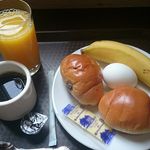 Nigifuhoterupuraza - 簡単な朝食ですが有り難いです。