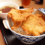 支那そば　月や - カツ丼