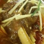 ディル レストラン - 骨付き肉がどーん