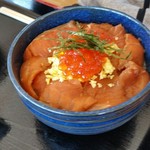 サーモン亭 - 鮭イクラ親子丼