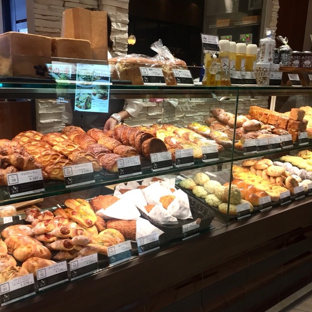 閉店 ベーカリーアンドテーブル コクーンシティ店 Bakery Table さいたま新都心 パン 食べログ