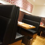 紅い扉の中華や 皆慶 - なか