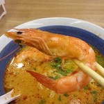 Hachiban Ramen - エビ3匹入ってます