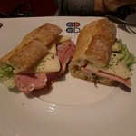 ブラッスリー ポール・ボキューズ - バゲットサンドウィッチ