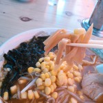 瀛客山 - 味噌ラーメンのメンマ