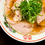 小鉄 - チャーシュー麺 750円