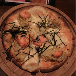 Namahamu Tabehoudai Angoro - 気まぐれピザPart1。これ注文してみて。美味しいしてお腹いっぱいになります。