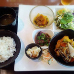 Dining cafe ca.to.cha - 