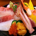 寿司処 桐や - 桐や ＠逗子 海鮮丼