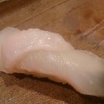 稲城 ヨロシク寿司 - カレイ