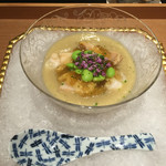 日本料理 晴山 - 焼茄子すり流し バイ貝とじゅんさい