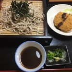 権七 - 手打ちそばとコロッケ