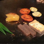 和黒 - 野菜焼き中