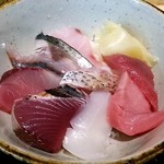 Uogashi Kappou Sen - 海鮮丼　