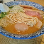 麺中盛（特製濃厚魚介らーめん）