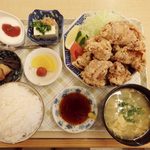 Kaasanteishokuohiruya - かあさん定食 おひるや（若鶏唐揚定食）